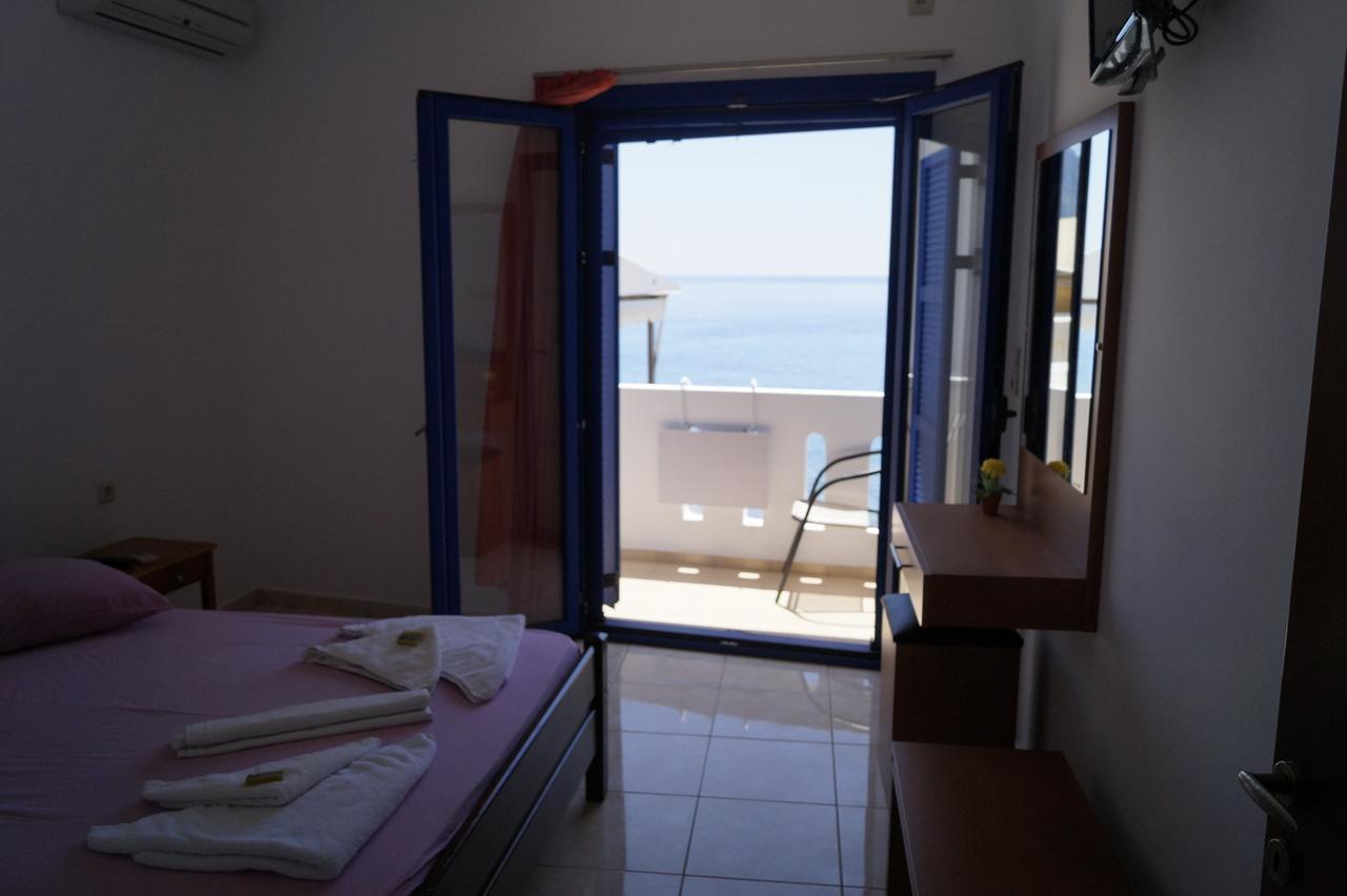 Paralia Guest House Agia Roumeli Exterior photo